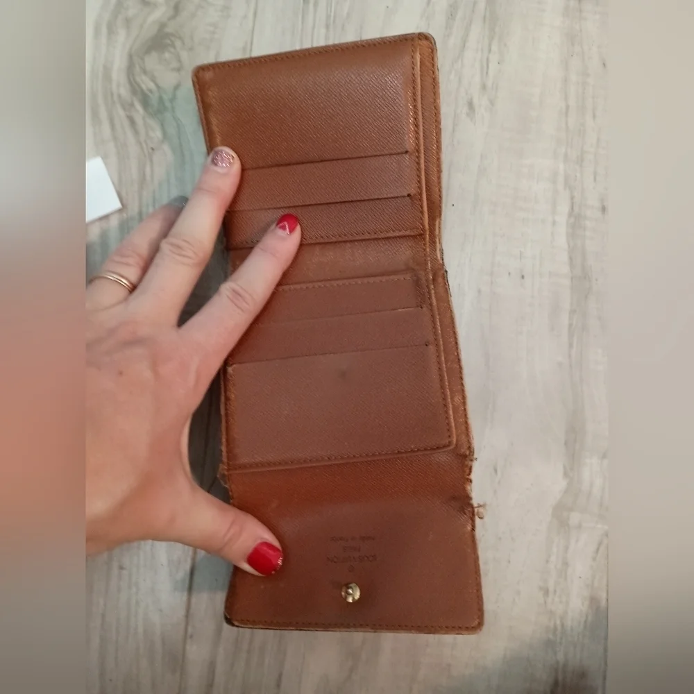 Authentic Louis Vuitton Monogram Portefeiulle Elise Trifold Wallet